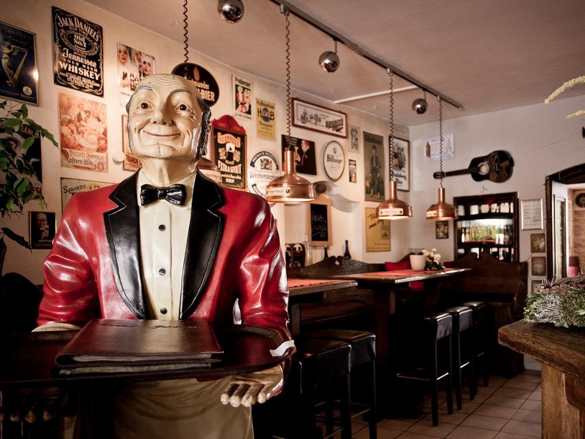 Wirtshaus Wolpertinger Hotel Bad Kreuznach Bagian luar foto